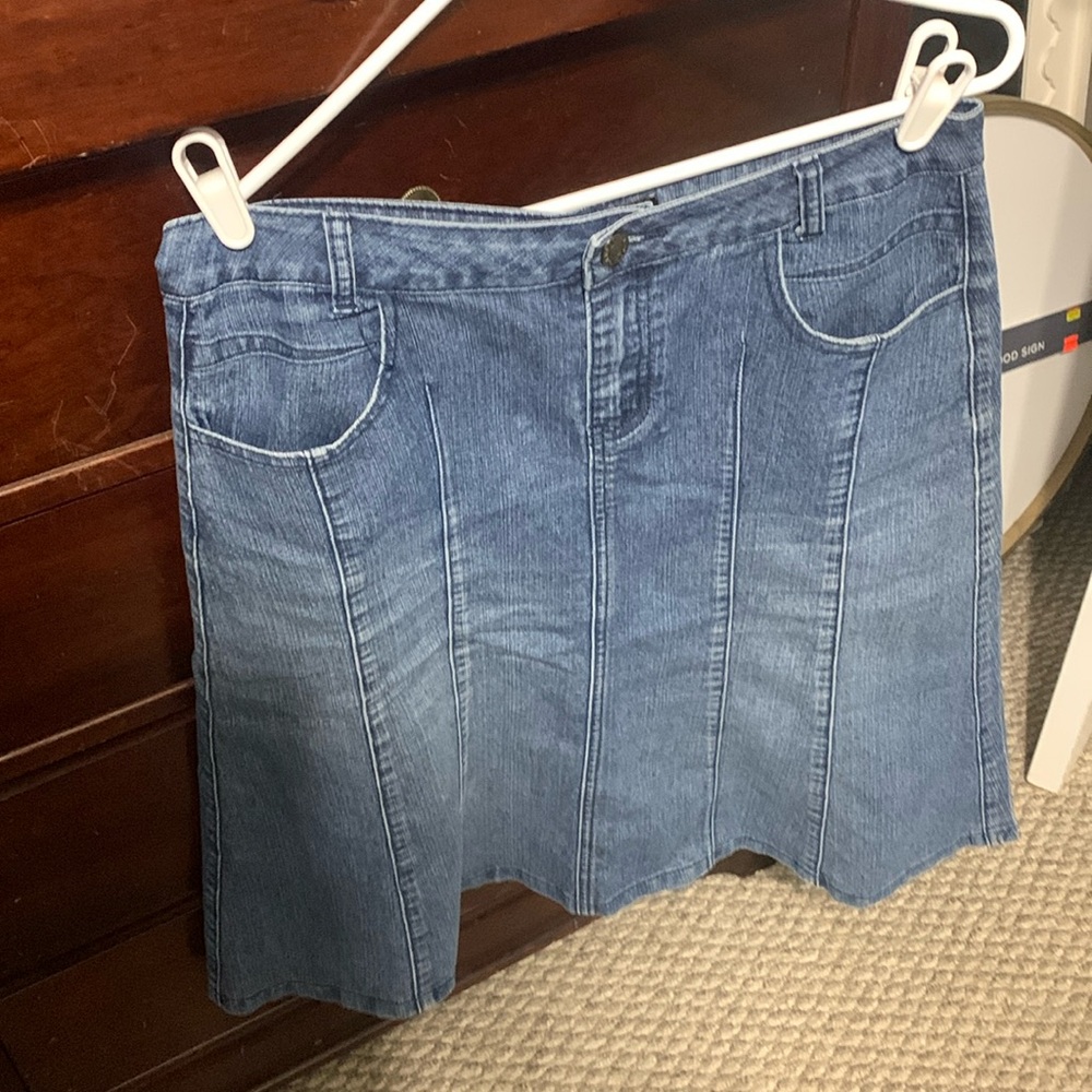 Denim skirt
